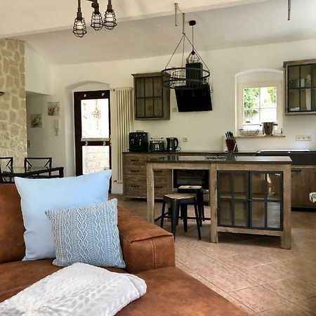 Ferienwohnung Am Wasser Villa Graf Von Pfeil Dresden Bagian luar foto