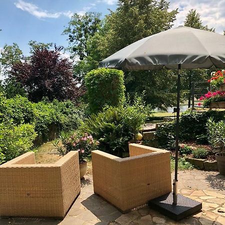 Ferienwohnung Am Wasser Villa Graf Von Pfeil Dresden Bagian luar foto
